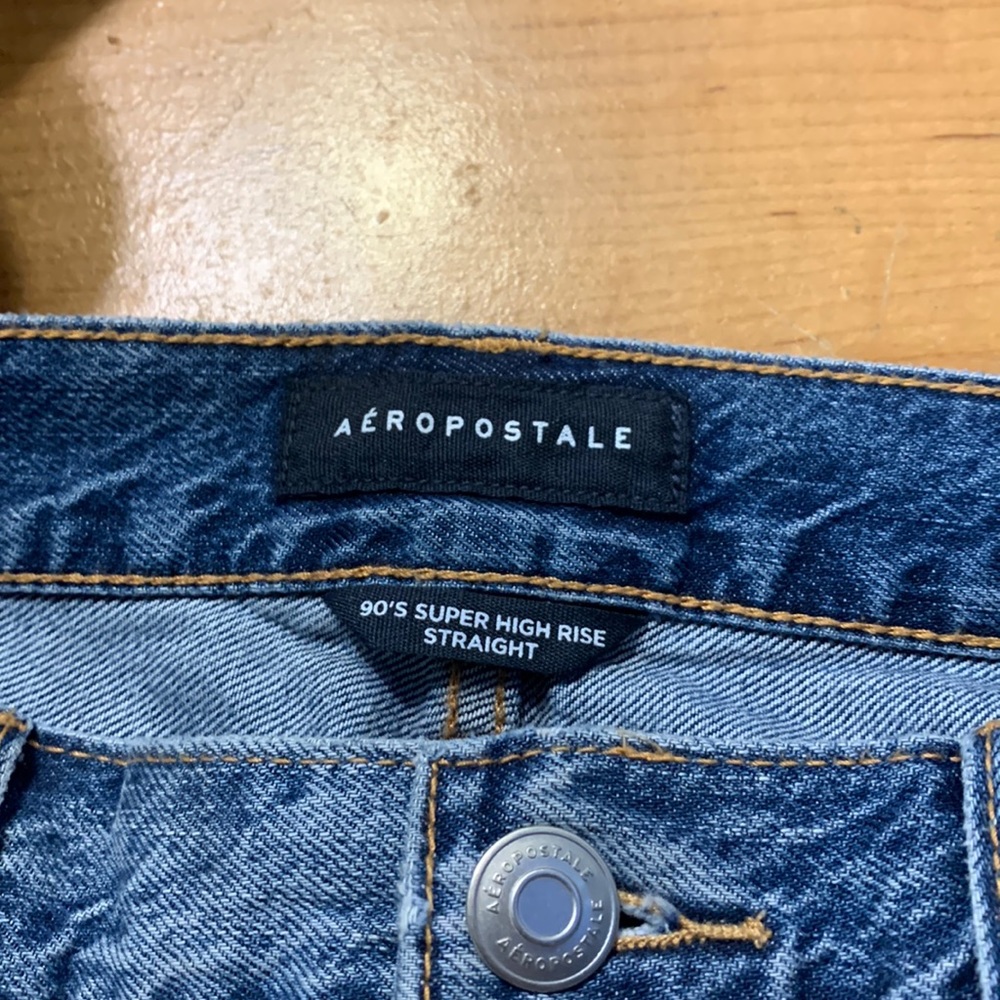 Aeropostale womens jeans in good shape size 10